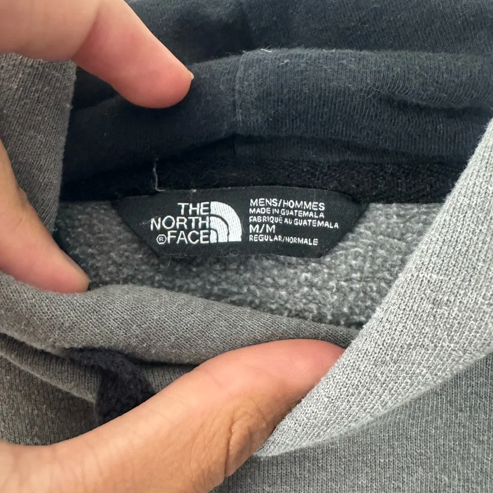 The North Face Charcoal Gray Pullover Sweatshirt Hoodie Vertical Logo Medium